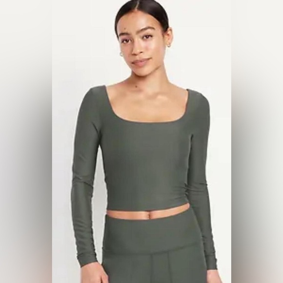 Old Navy Tops - Old Navy Active Powersoft Olive Green Square Neckline Long Sleeve Crop Top Large